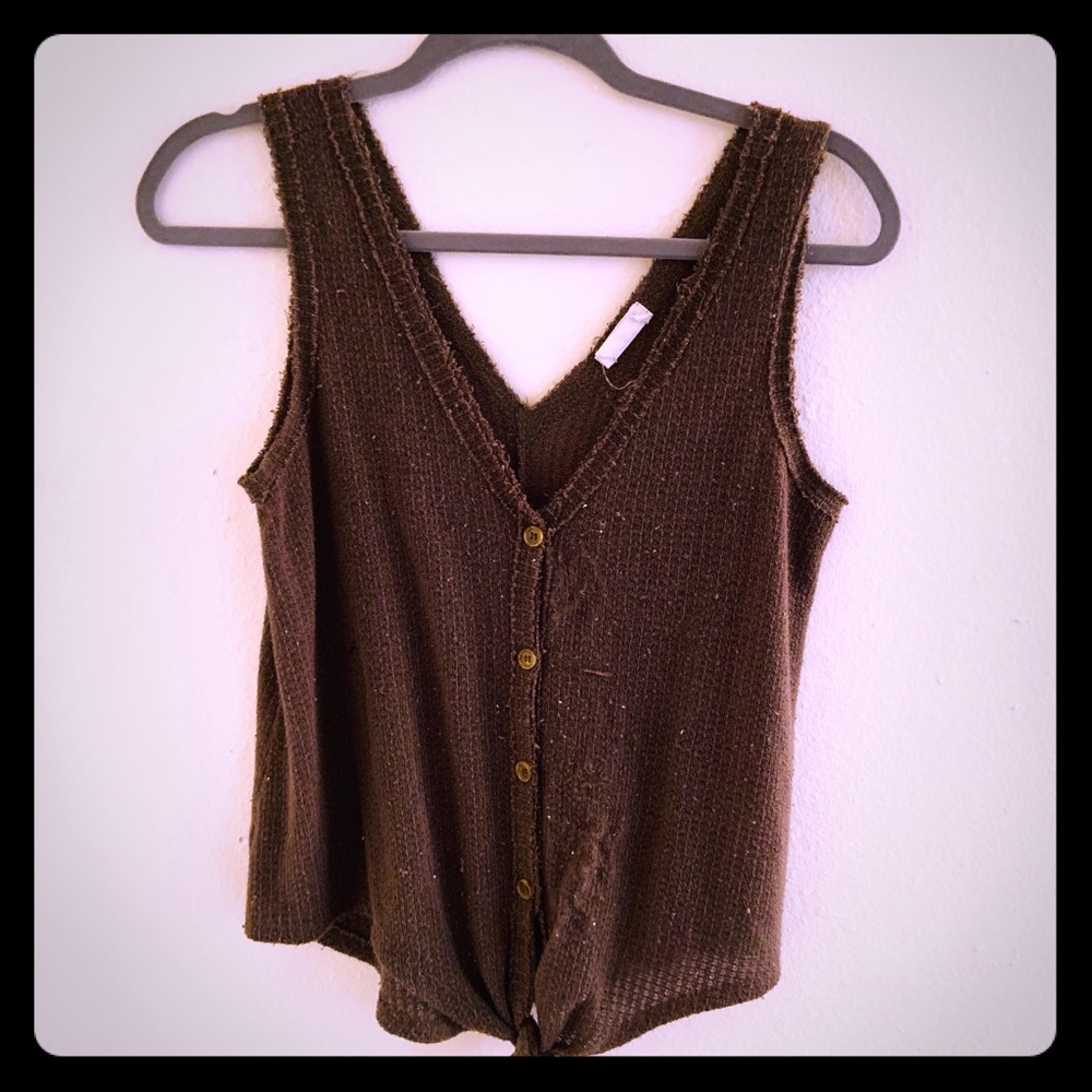 Army Green Down-To-Earth Button Top 💚